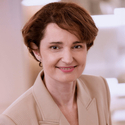 Portrait of Marie-Osmonde Le Roy de Lanauze-Molines, leadership advisor at Russell Reynolds Associates