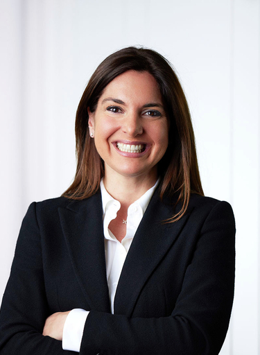 Portrait of Jasmine Jenny, leadership advisor at Russell Reynolds Associates