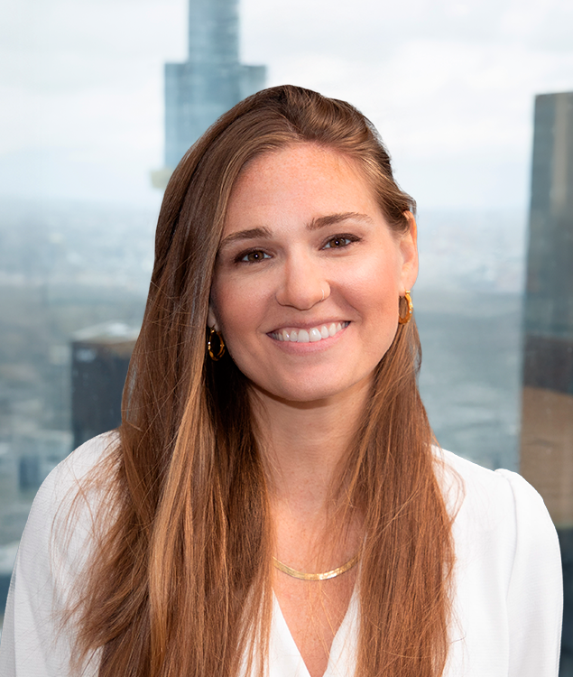 Portrait of Cat Nadeau, leadership advisor at Russell Reynolds Associates