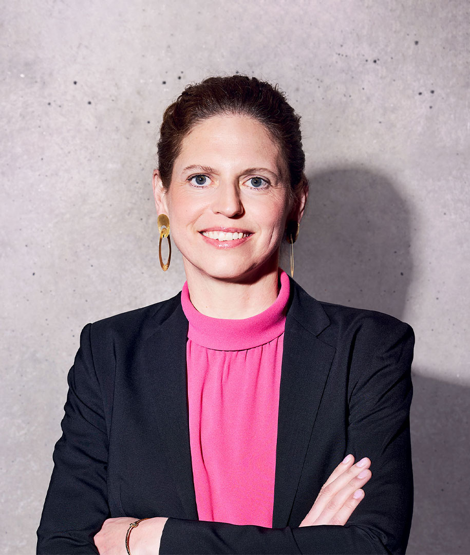Portrait of Daniela Schaefer, leadership advisor at Russell Reynolds Associates