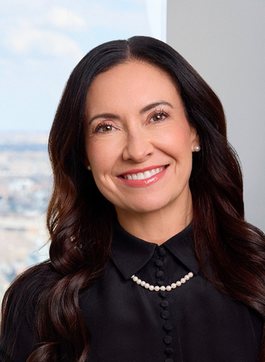 ortrait of Marnie Smith, leadership advisor at Russell Reynolds Associates