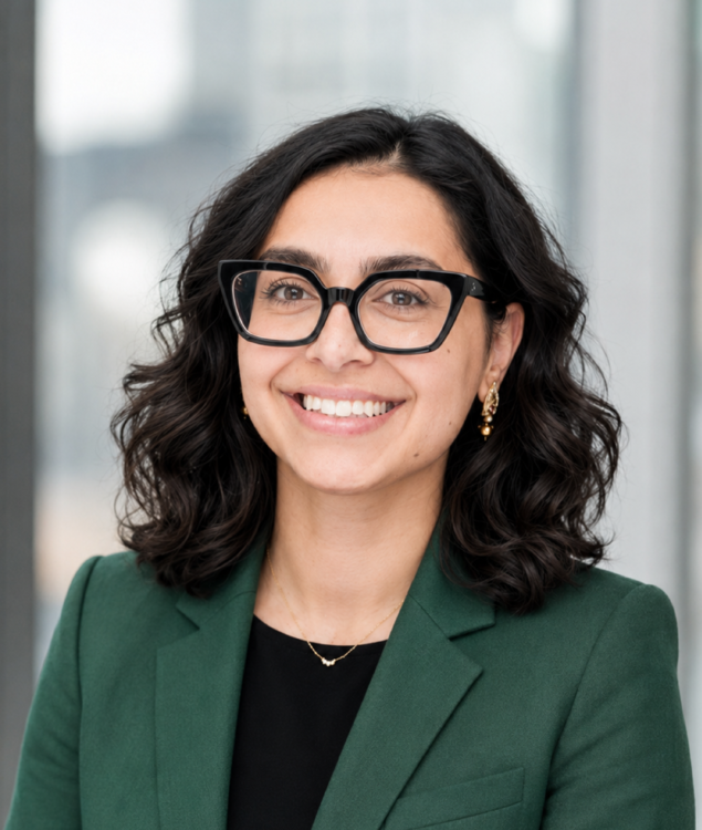 Portrait of Aanya Kapur, leadership advisor at Russell Reynolds Associates