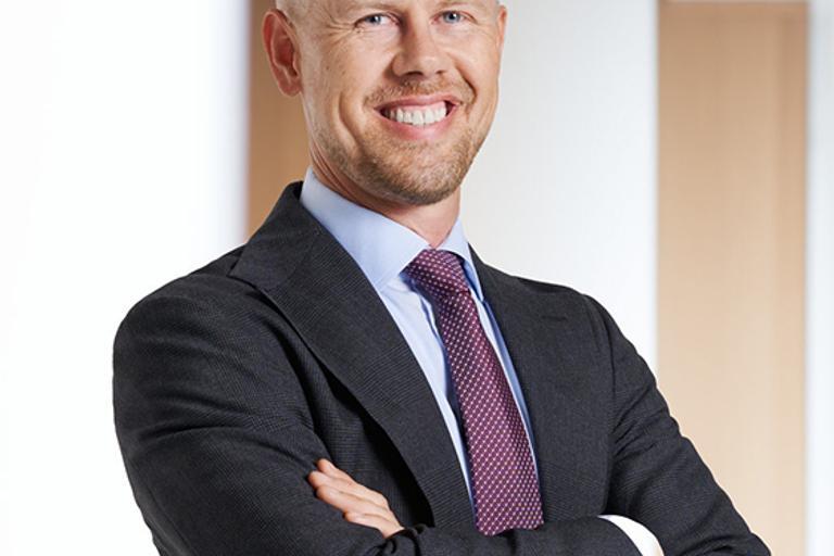 Portrait of Timo Tervolin, leadership advisor at Russell Reynolds Associates