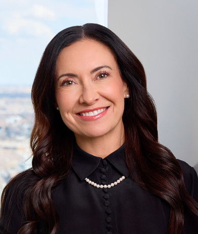 ortrait of Marnie Smith, leadership advisor at Russell Reynolds Associates