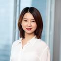 Portrait of Doris Bi, leadership advisor at Russell Reynolds Associates