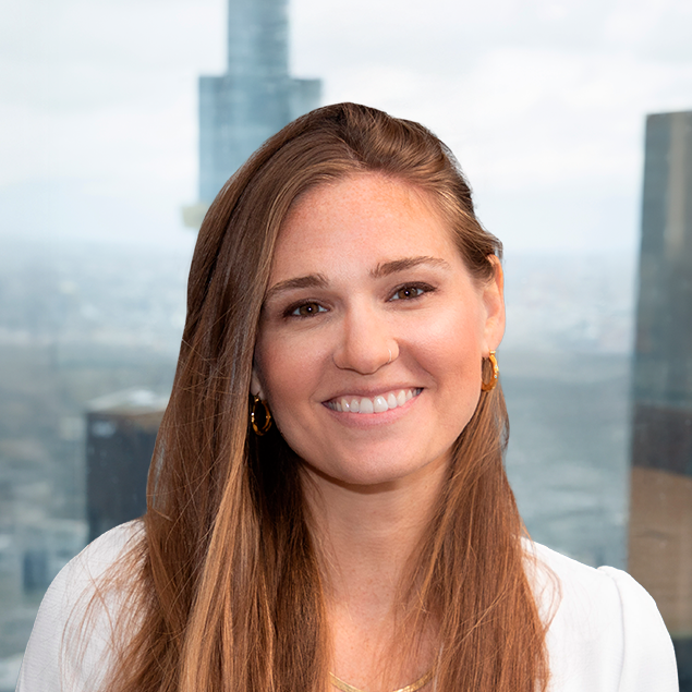 Portrait of Cat Nadeau, leadership advisor at Russell Reynolds Associates