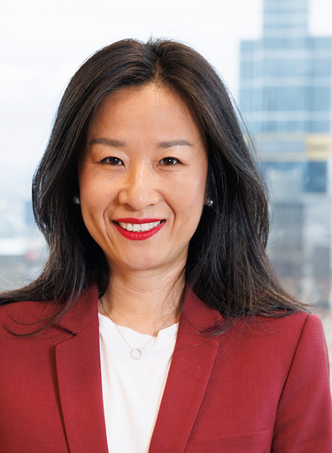 Portrait of Amanda Ingall, leadership advisor at Russell Reynolds Associates