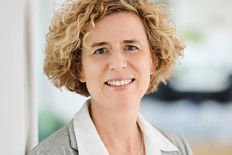Portrait of Katrien Demeester, leadership advisor at Russell Reynolds Associates