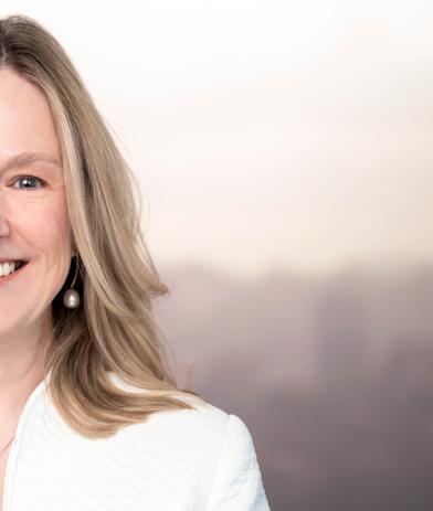 Portrait of Dee Fitzgerald, leadership advisor at Russell Reynolds Associates