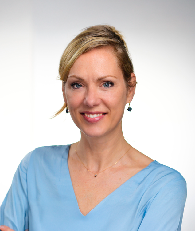 Portrait of Katja Kok-Keizer, leadership advisor at Russell Reynolds Associates