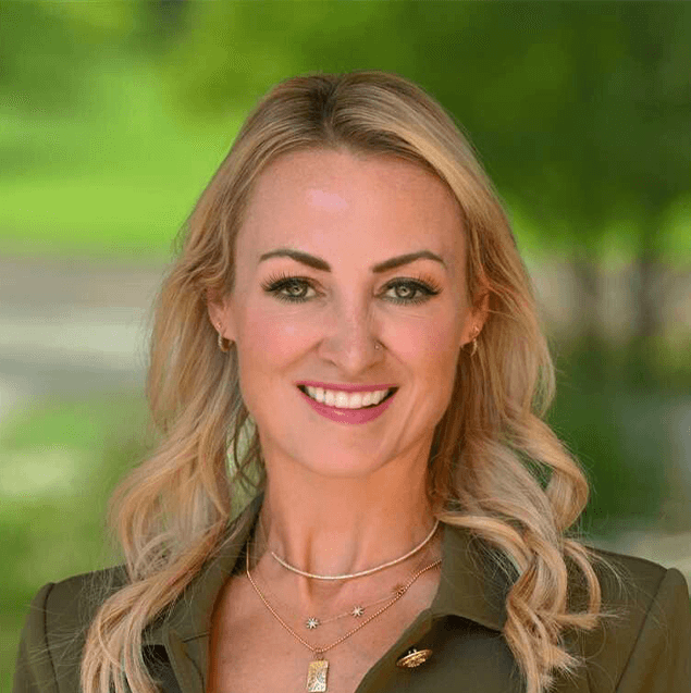 Portrait of Marla Oates, leadership advisor at Russell Reynolds Associates