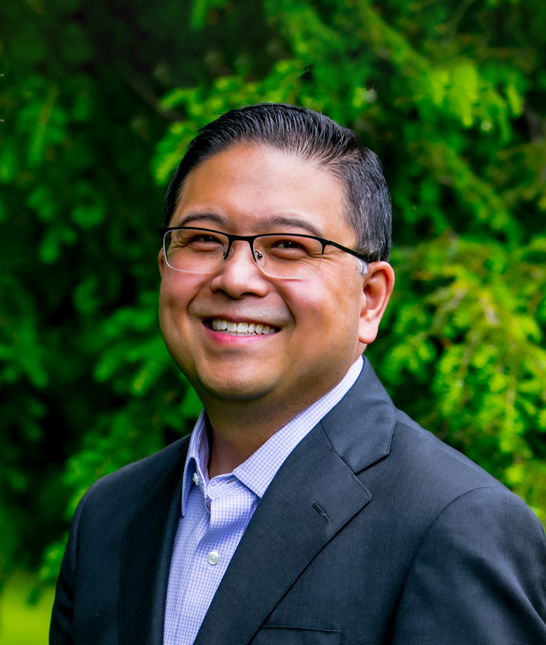 Portrait of Todd Ragaza, leadership advisor at Russell Reynolds Associates